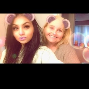 Meet your Posher, Polly